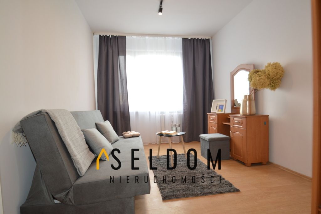 Mieszkanie 3-pokojowe Opole Armii Krajowej, ul. Skautów Opolskich. Zdjęcie 3