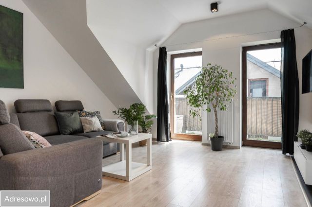 Mieszkanie 2-pokojowe Zielonki, ul. Krakowskie Przedmieście. Zdjęcie 1