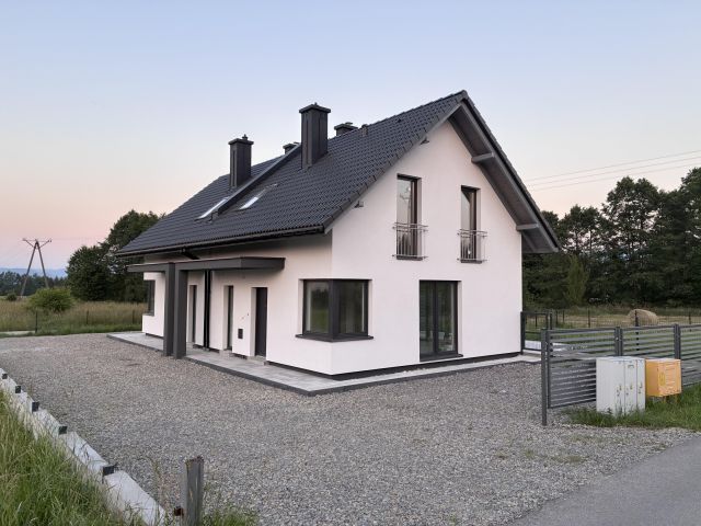 bliźniak, 3 pokoje Leśna, ul. Astrowa. Zdjęcie 1