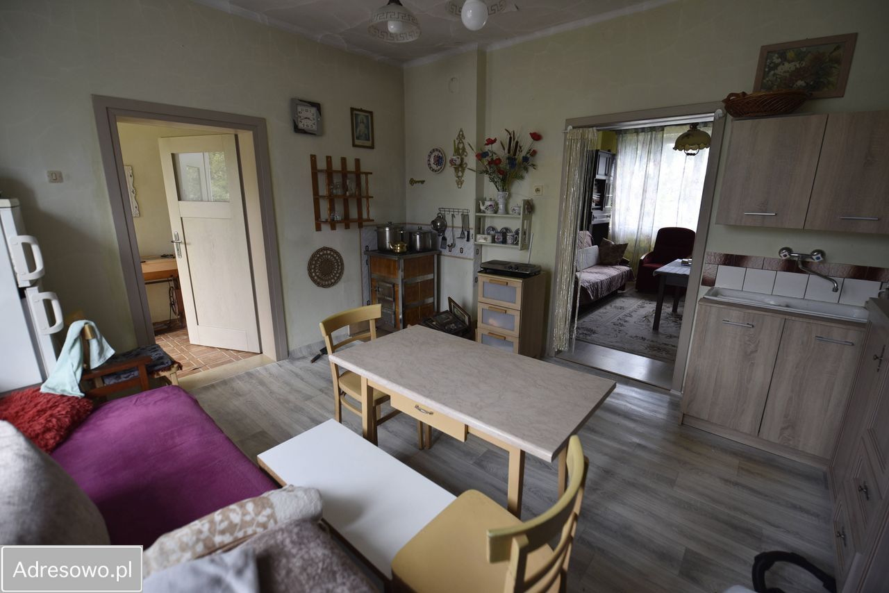 dom wolnostojący, 2 pokoje Zaczarnie. Zdjęcie 8