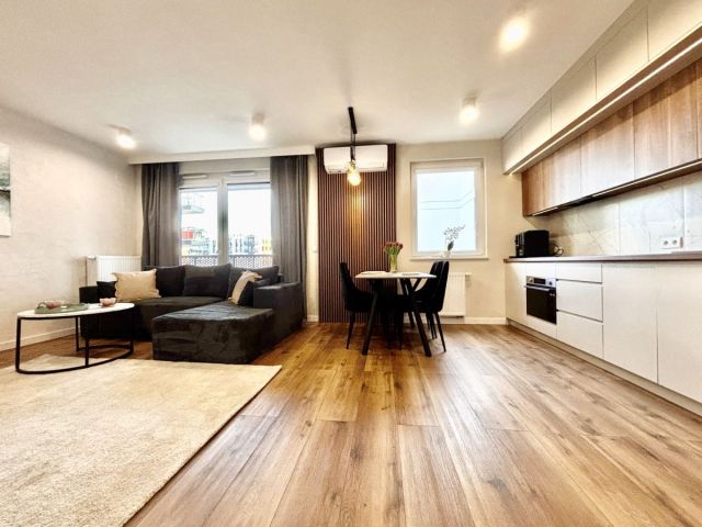 Mieszkanie 3-pokojowe Warszawa Praga, ul. Drwęcka. Zdjęcie 2