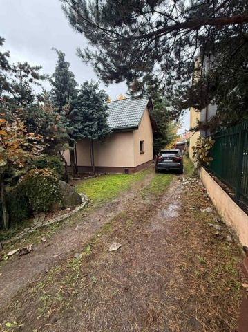 dom wolnostojący, 4 pokoje Zgierz. Zdjęcie 1