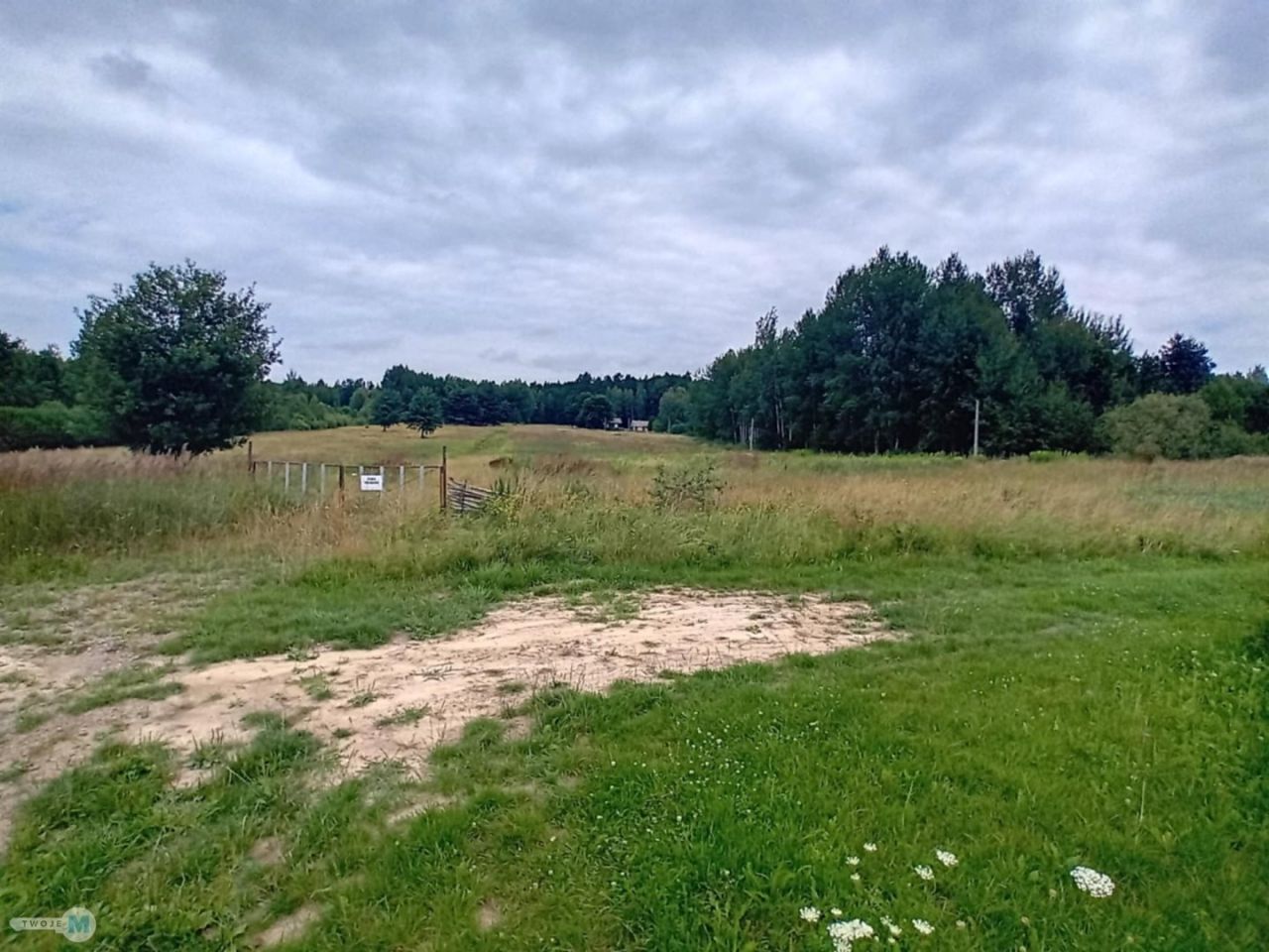 bliźniak, 8 pokoi Miedziana Góra. Zdjęcie 4