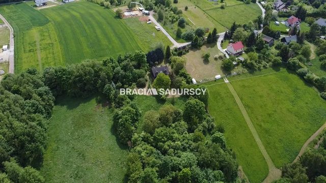 dworek, 4 pokoje Koźmice Wielkie. Zdjęcie 2