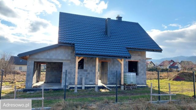 dom wolnostojący, 4 pokoje Twardorzeczka, ul. Apatytowa. Zdjęcie 1