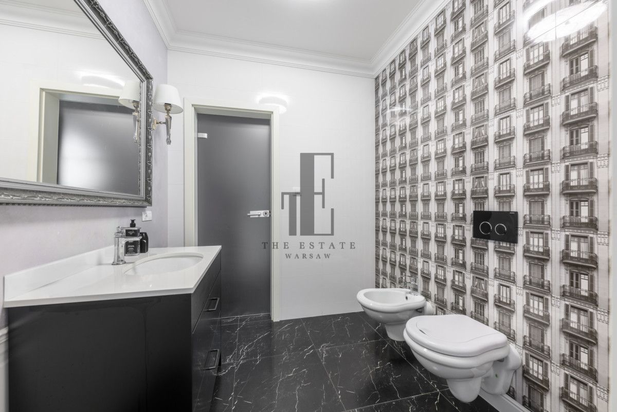 dom wolnostojący, 10 pokoi Famułki Brochowskie. Zdjęcie 18