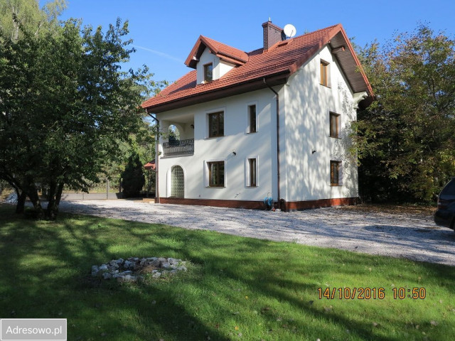 dom wolnostojący, 4 pokoje Wolica, ul. Szlachecka. Zdjęcie 1