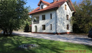 dom wolnostojący, 4 pokoje Wolica, ul. Szlachecka
