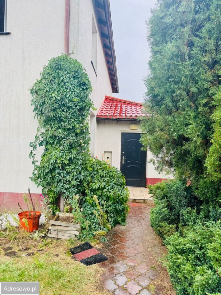 dom wolnostojący, 6 pokoi Żagań, ul. Lotników Alianckich. Zdjęcie 5