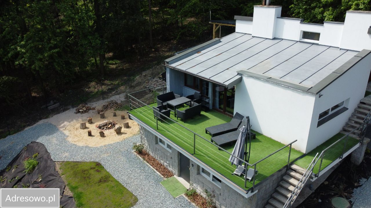 dom wolnostojący, 6 pokoi Strzegomiany. Zdjęcie 18