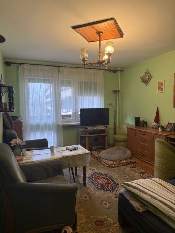 Mieszkanie 3-pokojowe Konin Zatorze, ul. Mieczysława Karłowicza. Zdjęcie 1