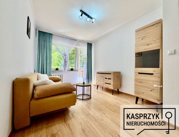 Mieszkanie 3-pokojowe Krosno, ul. Adama Mickiewicza. Zdjęcie 1