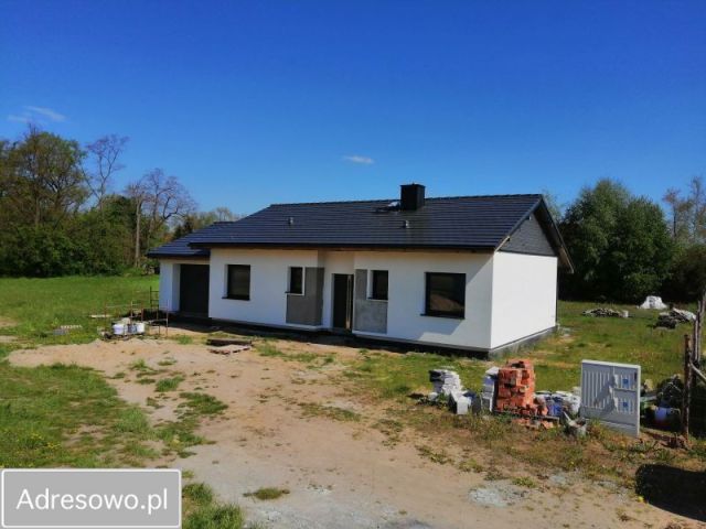 dom wolnostojący, 4 pokoje Mnichowo, os. Malutkie. Zdjęcie 1