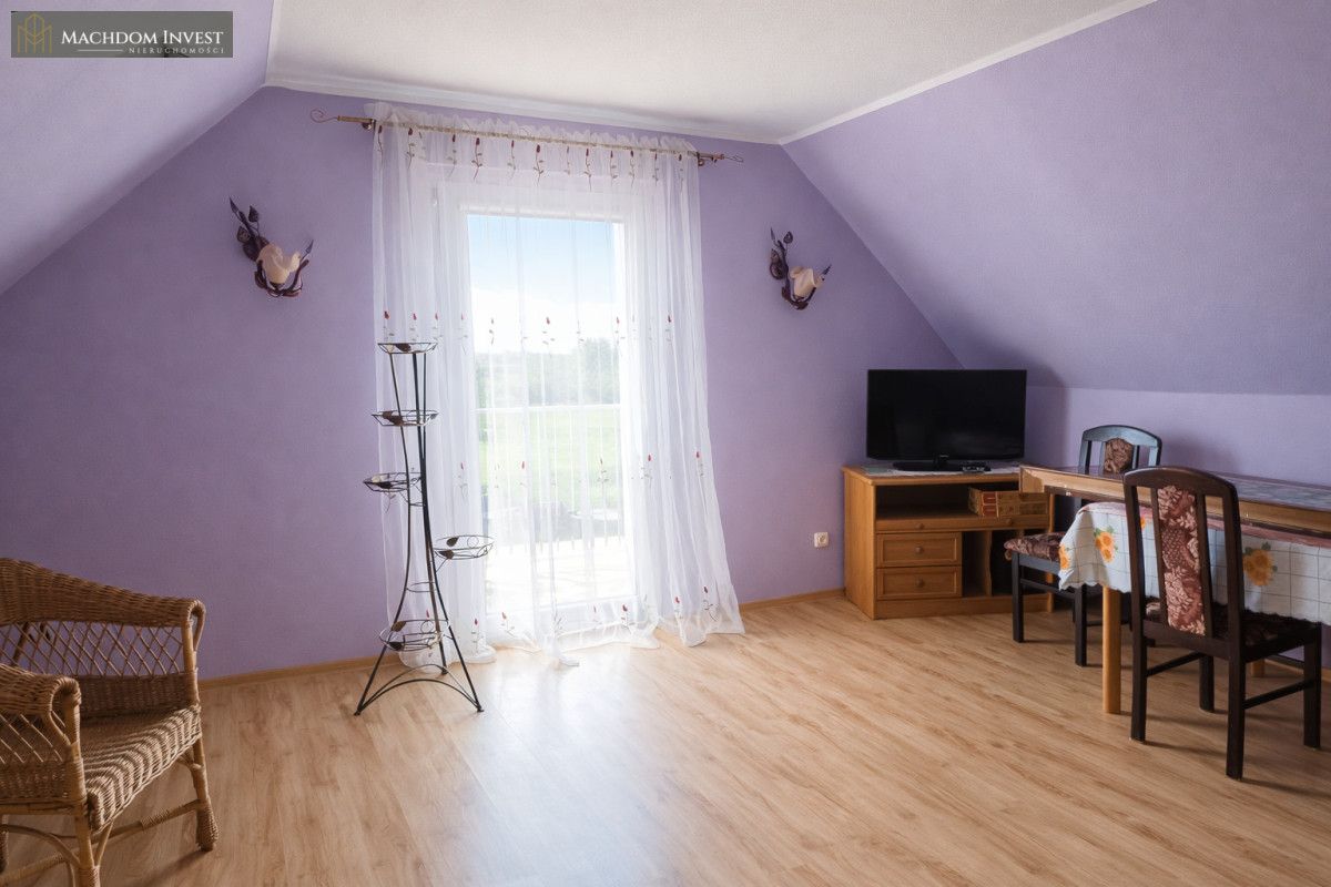 dom wolnostojący, 7 pokoi Półwieś. Zdjęcie 16
