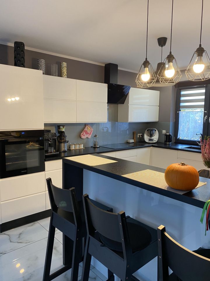 dom wolnostojący, 4 pokoje Rataje, ul. Makowa. Zdjęcie 5