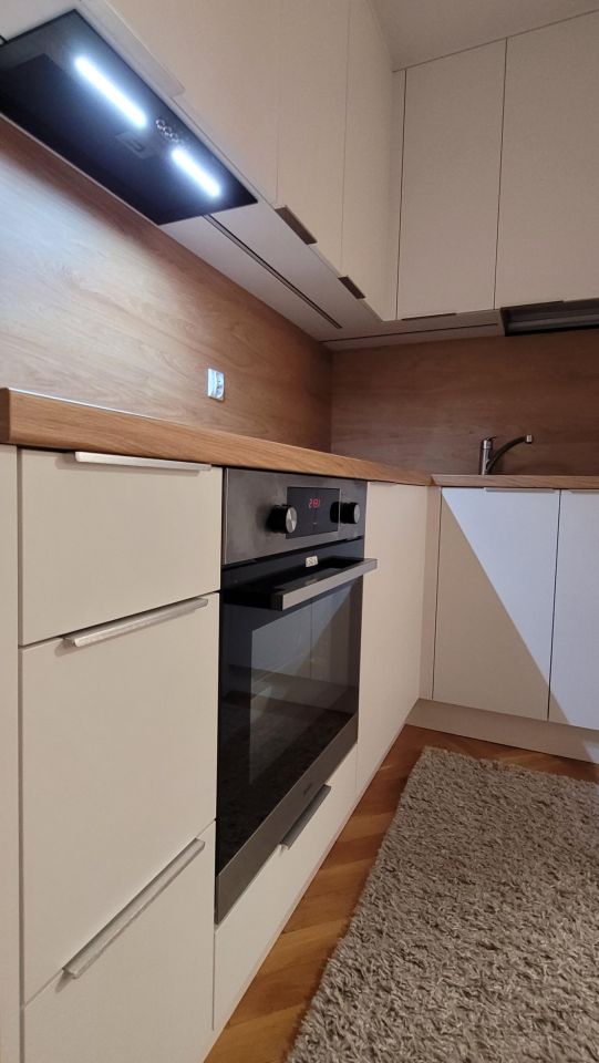 Mieszkanie 3-pokojowe Warszawa Muranów, al. Jana Pawła II. Zdjęcie 7
