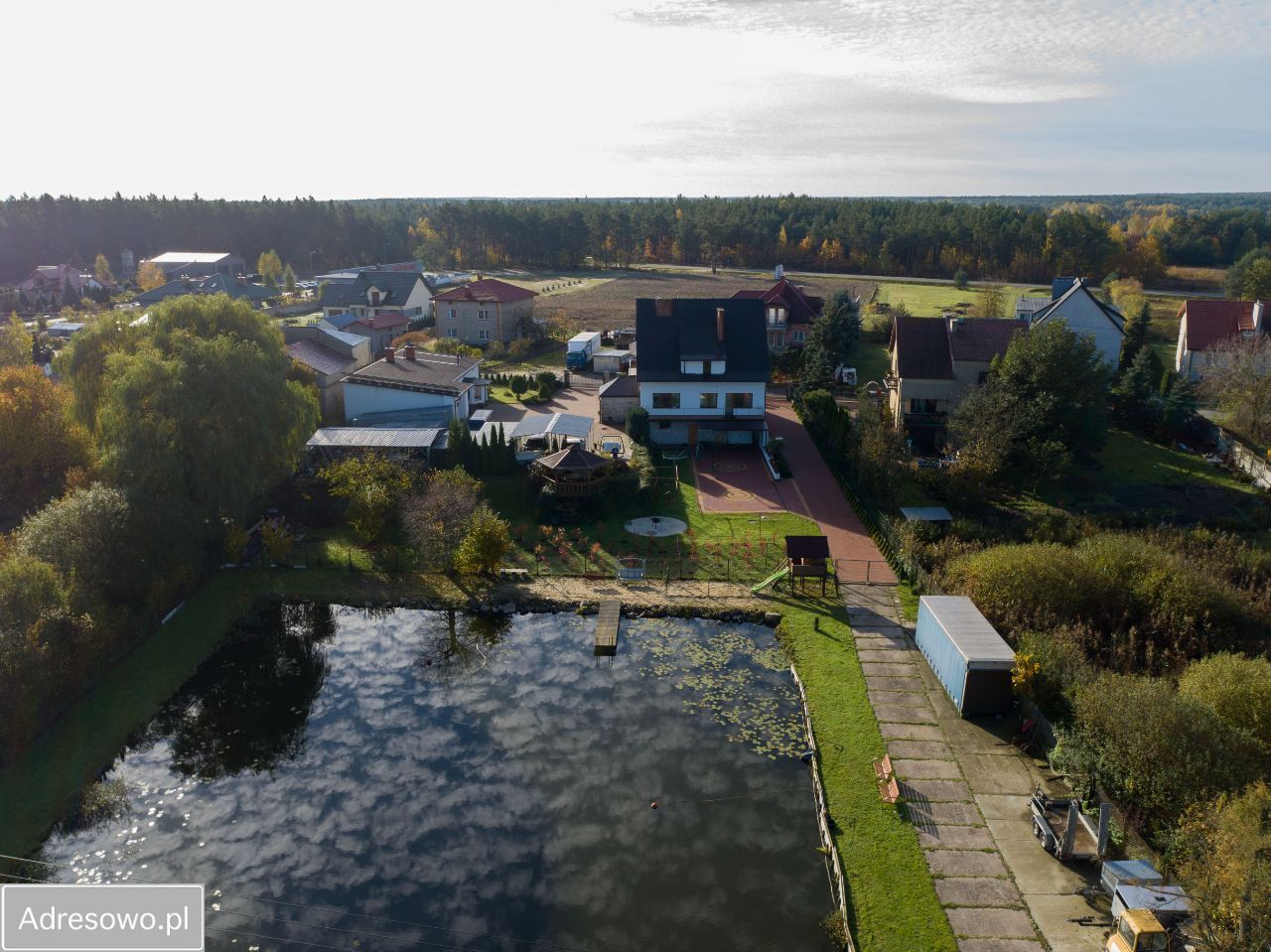 dom wolnostojący, 6 pokoi Majdany. Zdjęcie 5