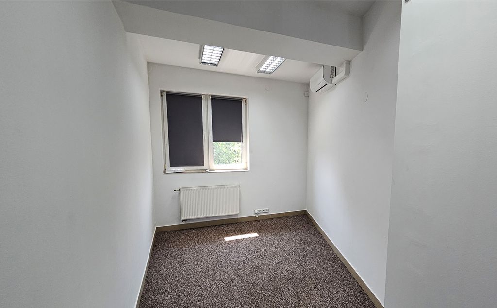 Biuro Rzeszów, pl. Armii Krajowej. Zdjęcie 5