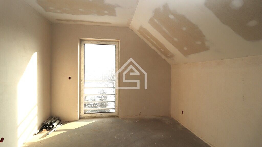 dom wolnostojący, 5 pokoi Kłaj. Zdjęcie 11