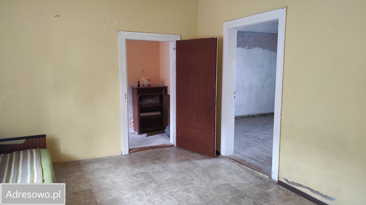 dom wolnostojący, 3 pokoje Brzezina. Zdjęcie 15