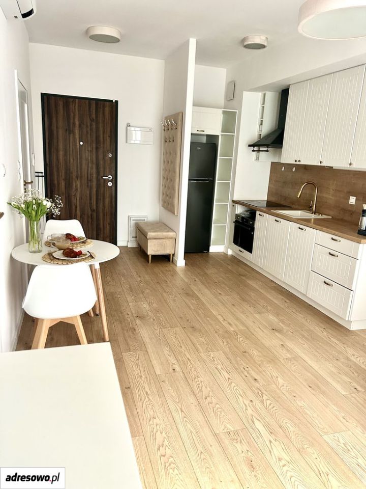 Mieszkanie 2-pokojowe Warszawa Wilanów, ul. Jerzego Holzera. Zdjęcie 5