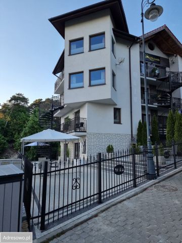 Hotel/pensjonat Krynica Morska, ul. Rzeźbiarzy. Zdjęcie 1