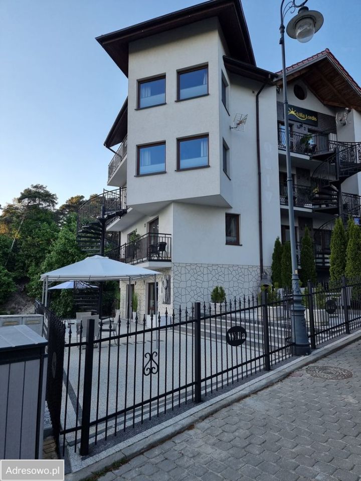 Hotel/pensjonat Krynica Morska, ul. Rzeźbiarzy