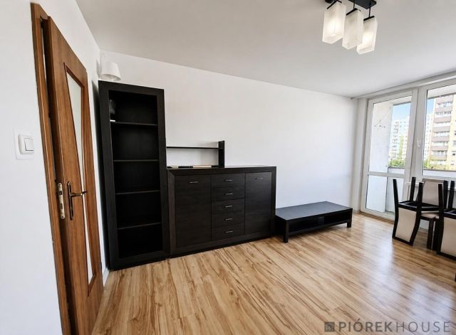 Mieszkanie 3-pokojowe Warszawa Bielany, ul. Pabla Nerudy. Zdjęcie 3