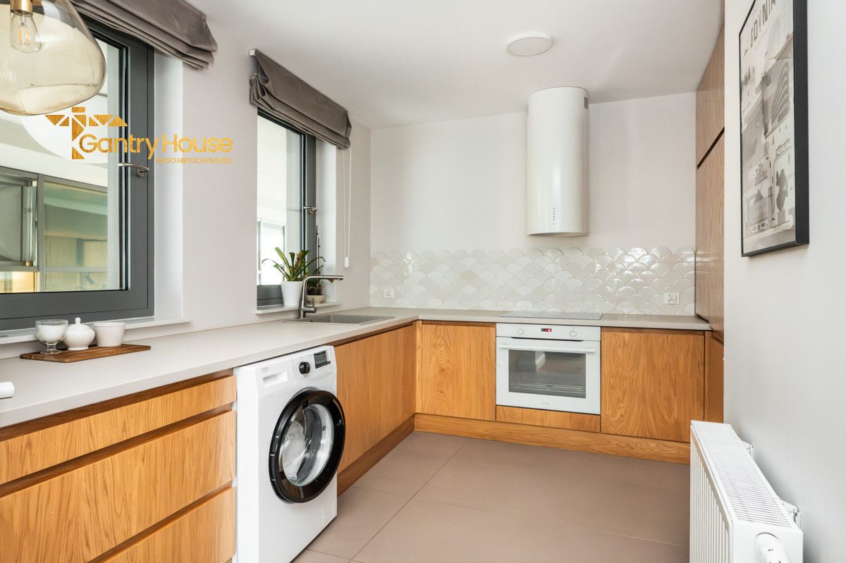 Mieszkanie 2-pokojowe Gdynia Śródmieście, ul. Władysława IV. Zdjęcie 4