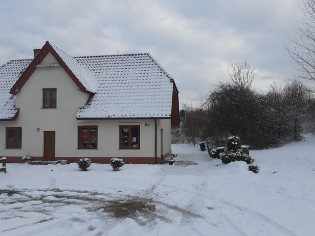 dom wolnostojący, 4 pokoje Barzowice. Zdjęcie 1