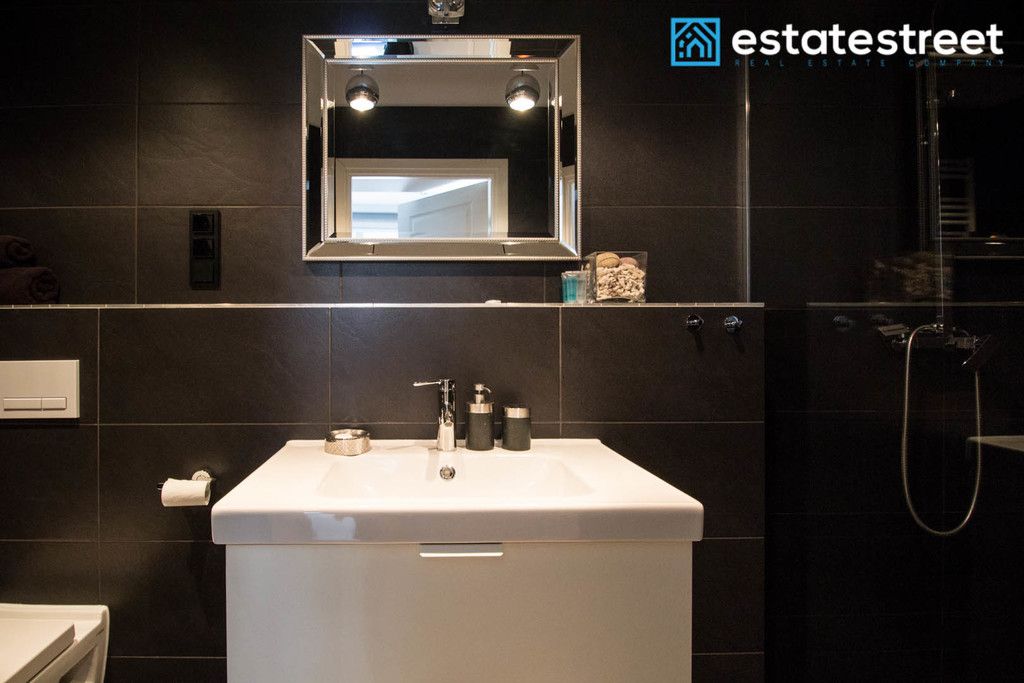 Mieszkanie 2-pokojowe Kraków Stare Miasto, ul. Iwony Borowickiej. Zdjęcie 7