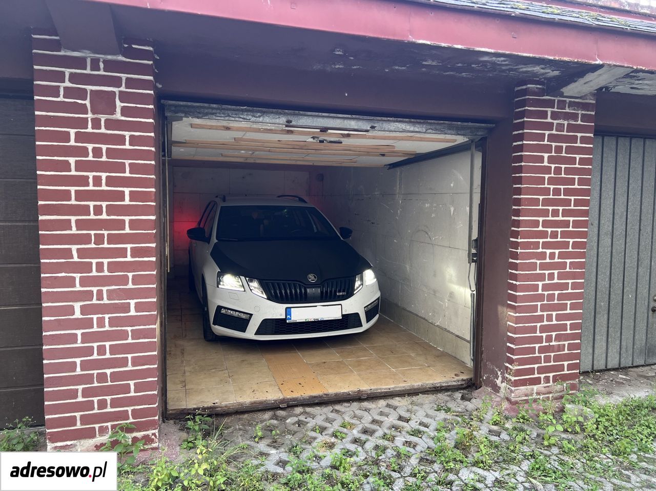 Garaż/miejsce parkingowe Lublin Ponikwoda, ul. Bolesława Sekutowicza. Zdjęcie 1