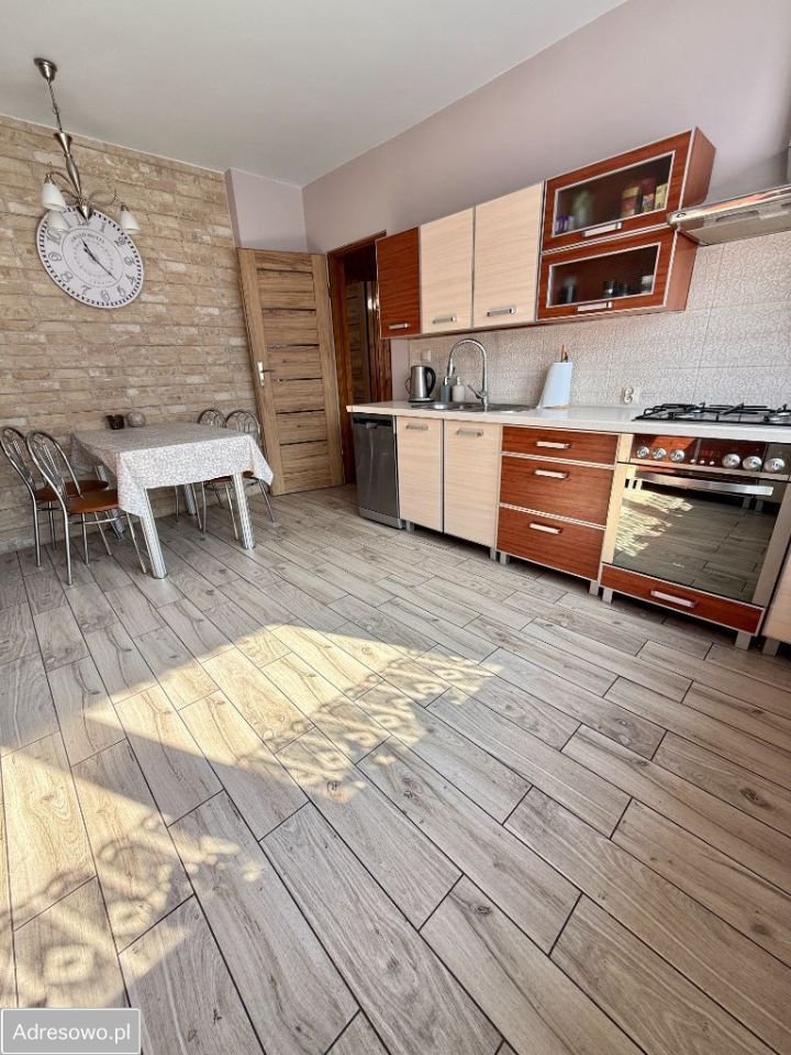 dom wolnostojący, 5 pokoi Legnica, ul. Akacjowa. Zdjęcie 4