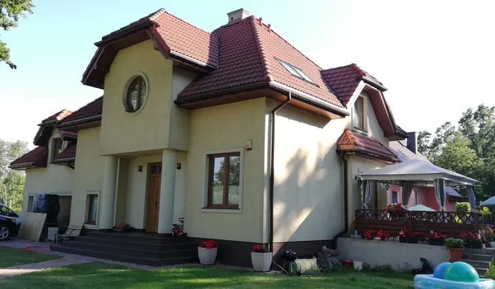 dworek, 5 pokoi Warszawa Wawer, ul. Izbicka