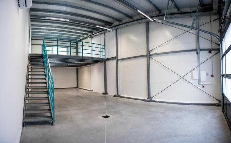 Hala/magazyn Końskie, ul. Kielecka. Zdjęcie 1