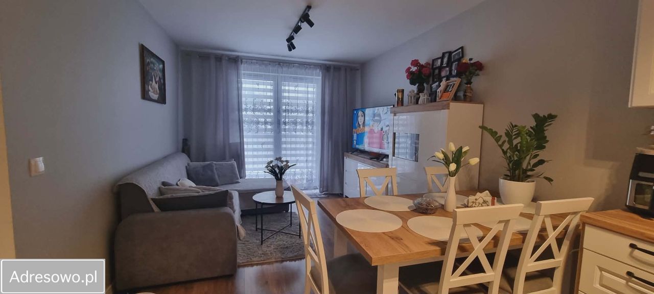 Mieszkanie 2-pokojowe Wieliszew. Zdjęcie 1