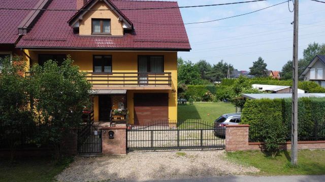 bliźniak Chełmek, ul. ks. Wcisło. Zdjęcie 1
