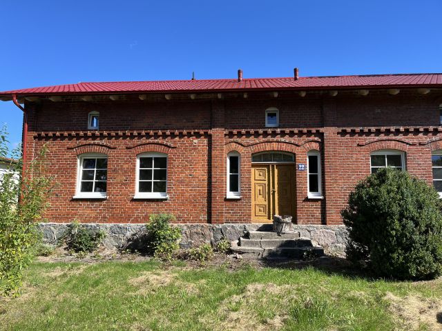 dom wolnostojący, 4 pokoje Gniewino, ul. Zwycięstwa. Zdjęcie 1