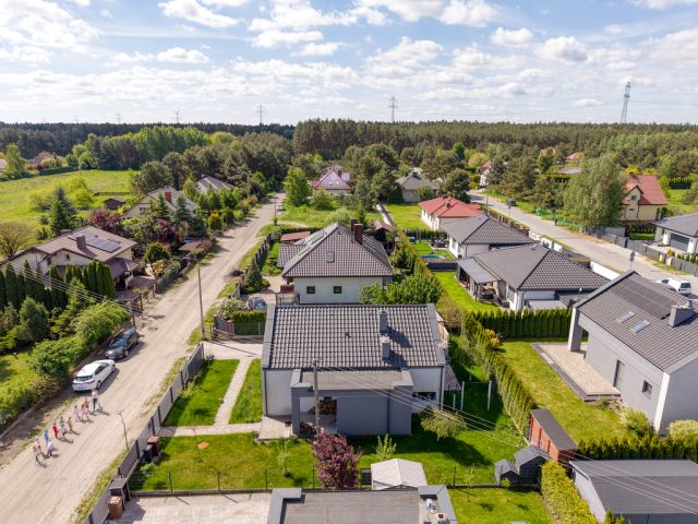 dom wolnostojący, 4 pokoje Łochowice. Zdjęcie 19