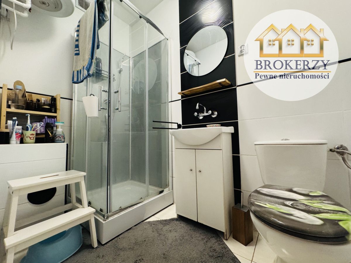 dom szeregowy, 2 pokoje Uradz. Zdjęcie 6