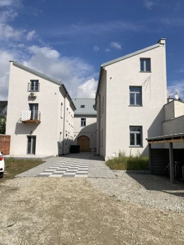 Mieszkanie 2-pokojowe Zduńska Wola, pl. Wolności. Zdjęcie 1