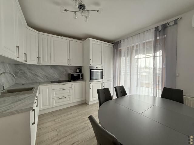 Mieszkanie 5-pokojowe Bielany Wrocławskie, ul. Błękitna. Zdjęcie 2