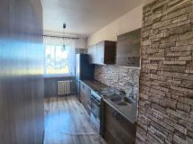 Mieszkanie 3-pokojowe Bielsko-Biała Osiedle Karpackie, ul. Doliny Miętusiej. Zdjęcie 1