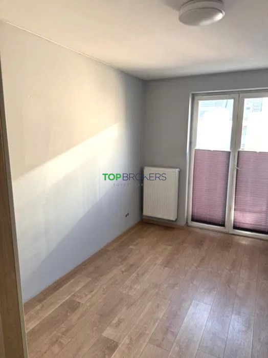 dom szeregowy, 9 pokoi Ząbki. Zdjęcie 4