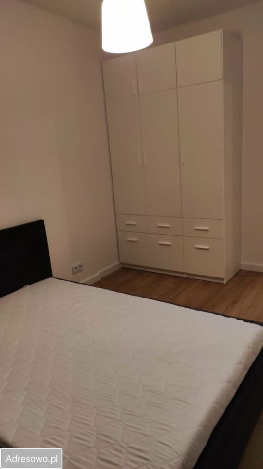 Mieszkanie 2-pokojowe Warszawa Ursus, ul. Silnikowa. Zdjęcie 2