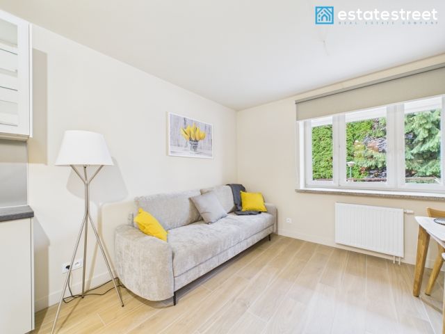 Mieszkanie 3-pokojowe Kraków, ul. ks. Wincentego Turka. Zdjęcie 2