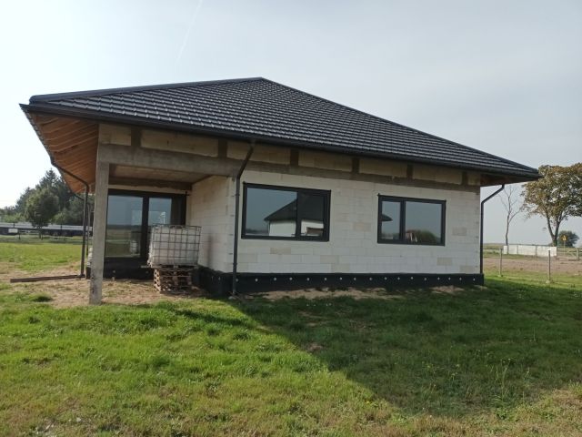 dom wolnostojący Chromna. Zdjęcie 1