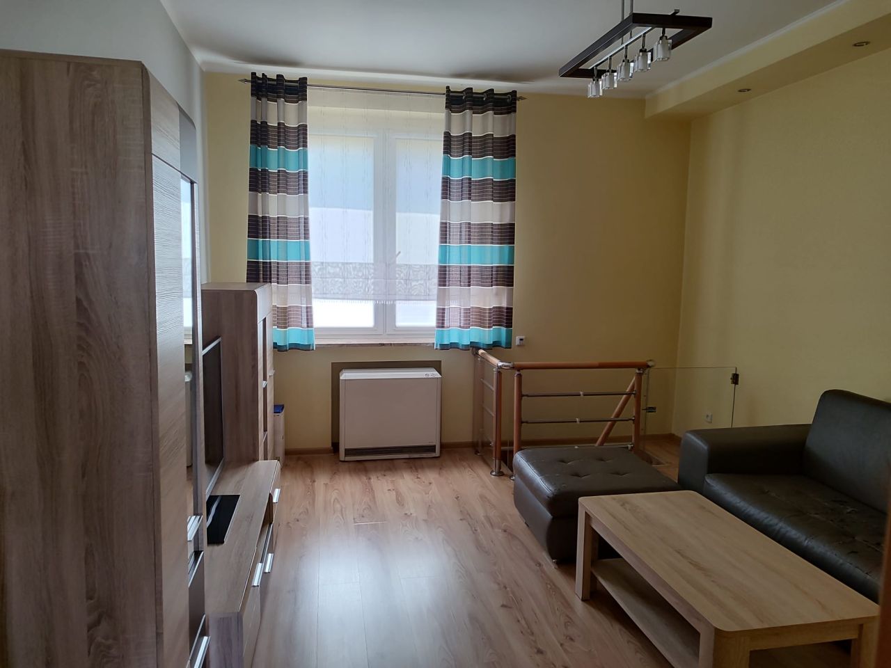 Mieszkanie 3-pokojowe Krapkowice, os. Powstańców Śląskich. Zdjęcie 2