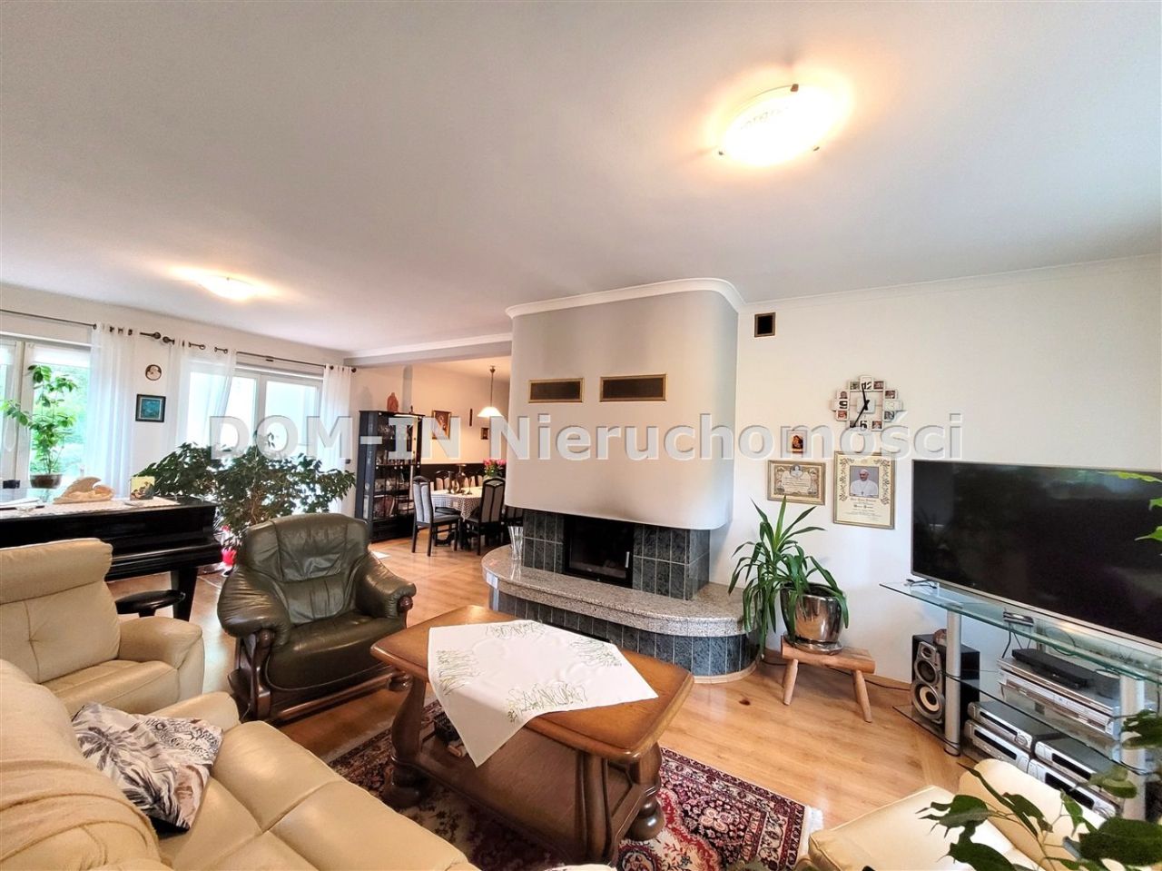 dom wolnostojący, 7 pokoi Strumień. Zdjęcie 3