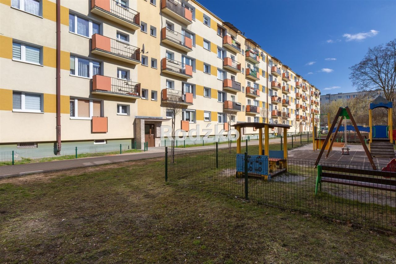 Mieszkanie 3-pokojowe Bydgoszcz Błonie, ul. Ludwika Waryńskiego. Zdjęcie 16